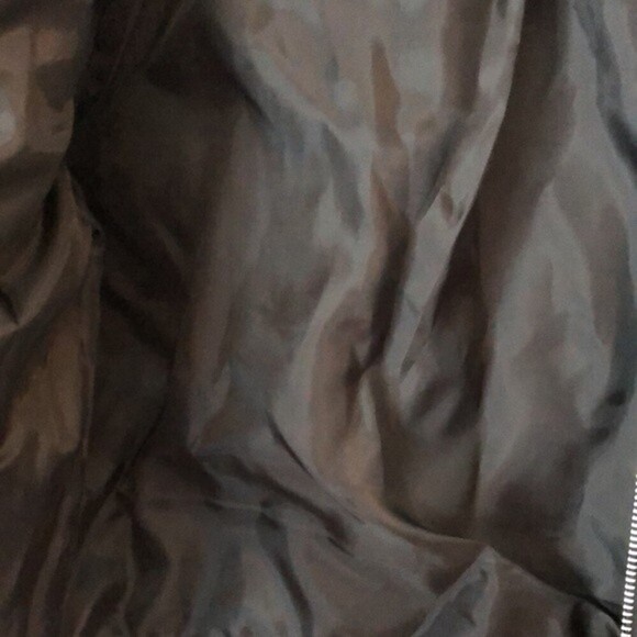 NWT Miami Jacket Size Large Black with Silver Zippers Flare Sleeves Unique - Picture 13 of 13